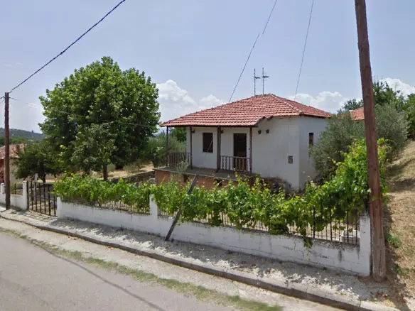 2-bedroom Detached House In Vertiskos, Greece (65 M²)