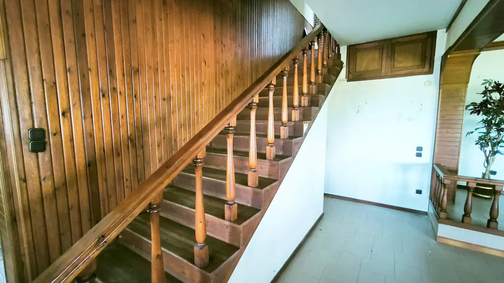 Detached House Of 320 M² With Olympic Coast In Olympic Coast