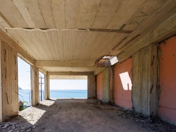 Building In Corfu, Greece (120 M²)