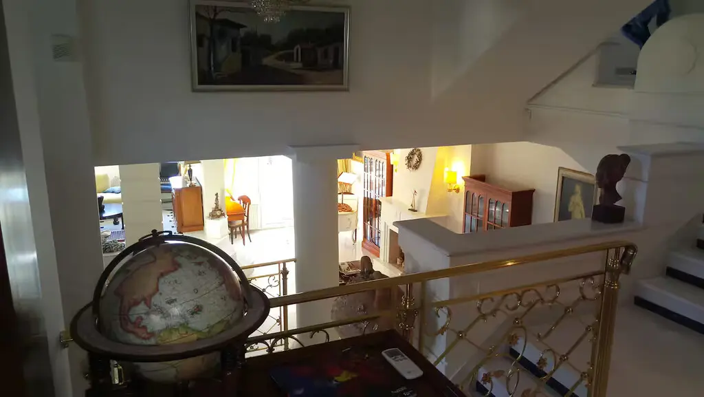 Villa Of 470 M² In The Suburbs Of Thessaloniki