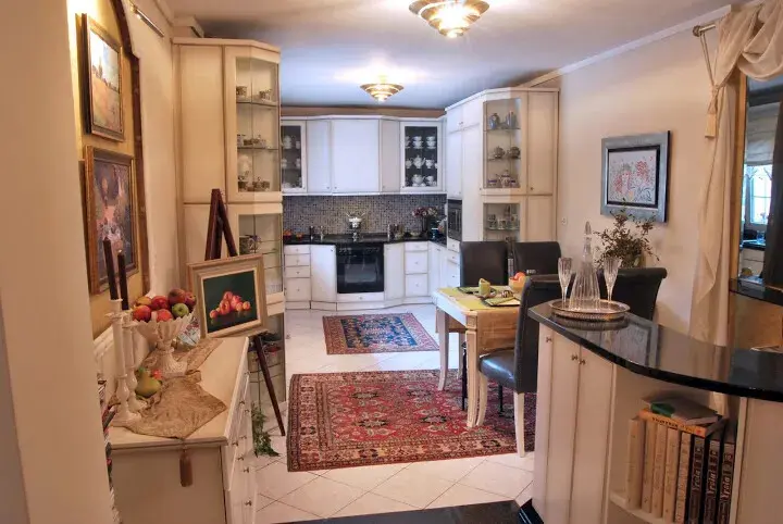 Villa Of 470 M² In The Suburbs Of Thessaloniki