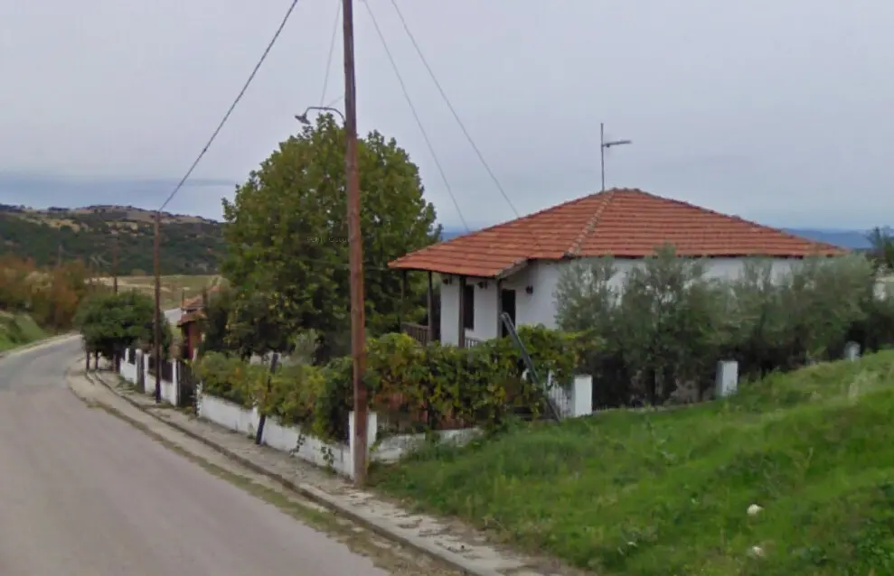 2-bedroom Detached House In Vertiskos, Greece (65 M²)