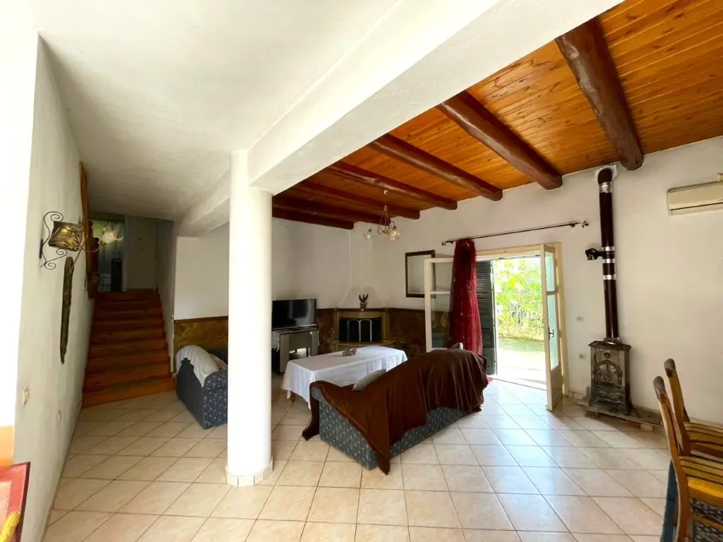 Detached House Of 197 M² In Corfu