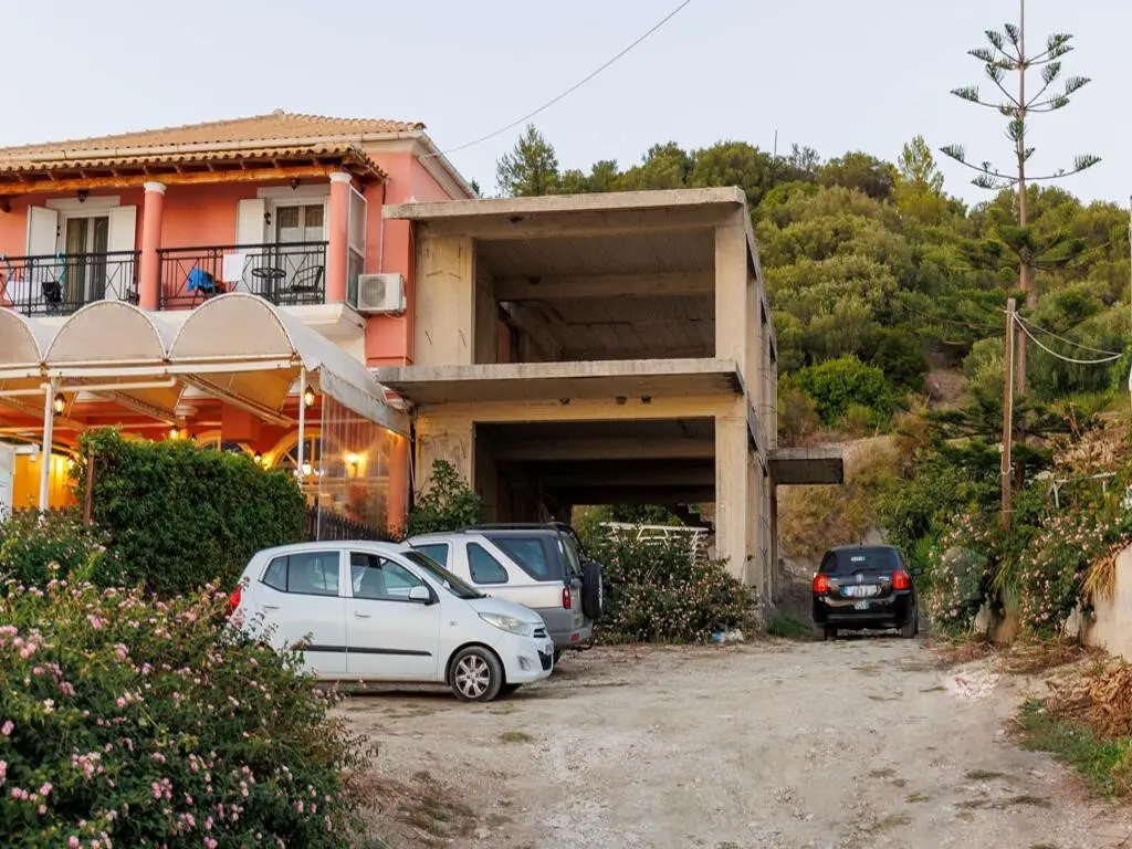 Building In Corfu, Greece (120 M²)