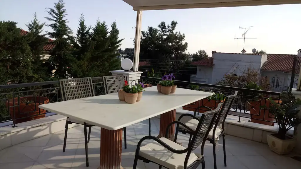 Villa Of 470 M² In The Suburbs Of Thessaloniki