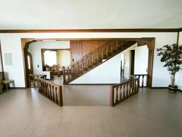 7-bedroom Detached House In Aiginio, Greece (320 M²)