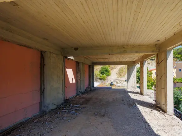 Building In Corfu, Greece (120 M²)
