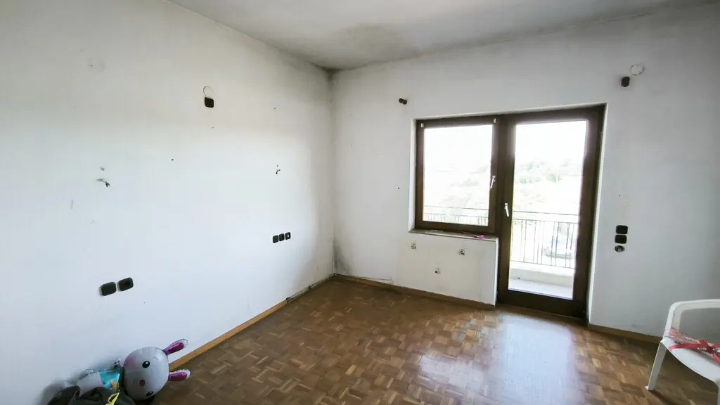 Detached House Of 320 M² With Olympic Coast In Olympic Coast