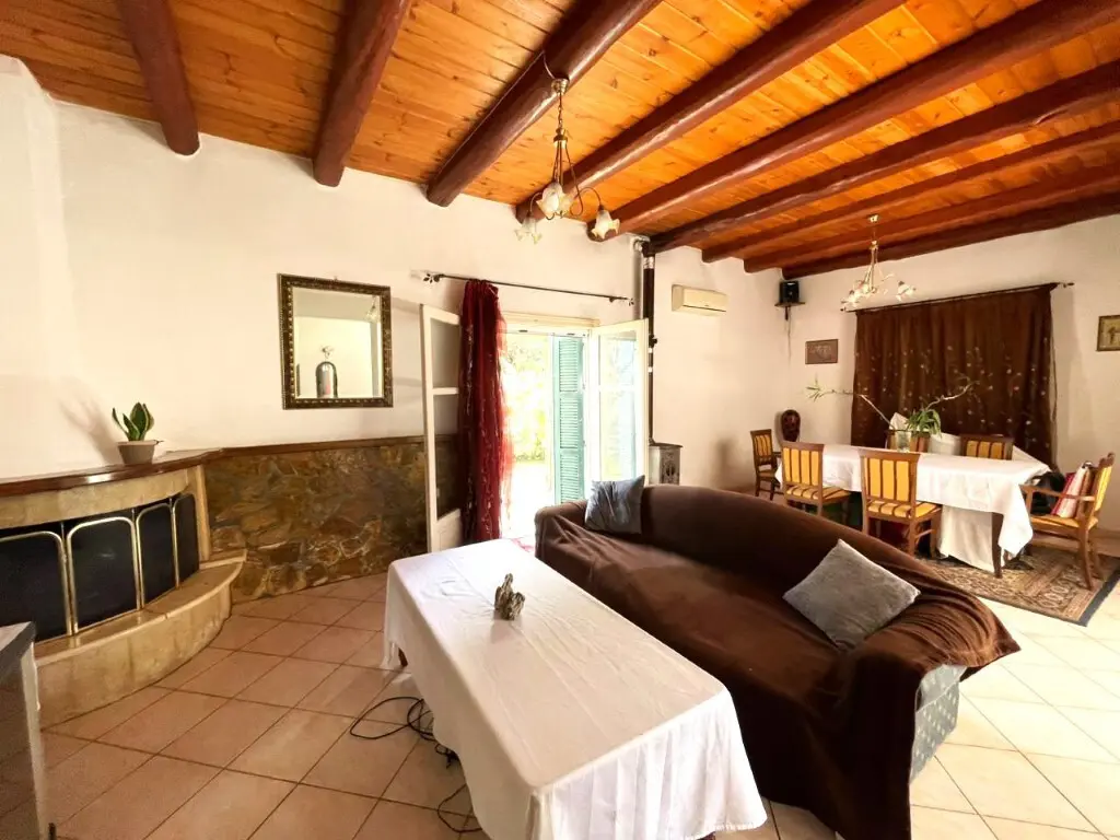 Detached House Of 197 M² In Corfu