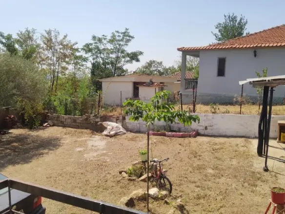 2-bedroom Detached House In Vertiskos, Greece (65 M²)