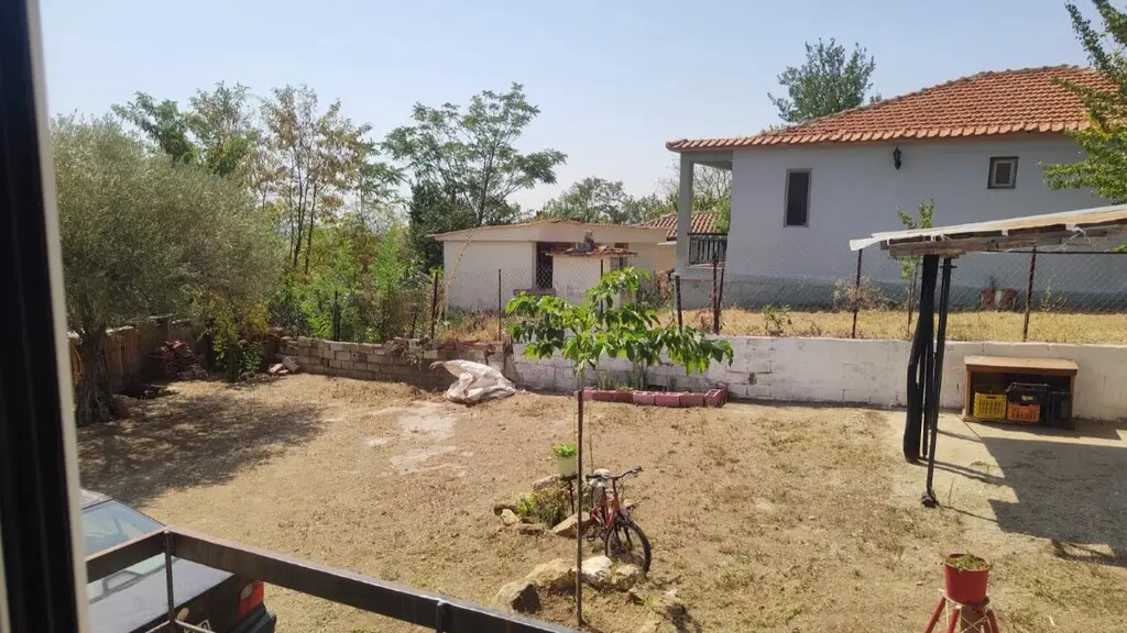 2-bedroom Detached House In Vertiskos, Greece (65 M²)