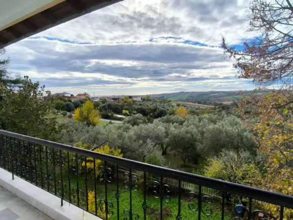 4-bedroom Detached House In Pidna, Greece (300 M²)