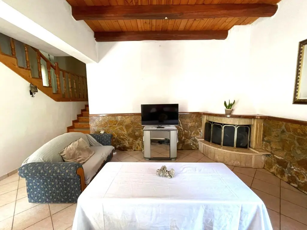 Detached House Of 197 M² In Corfu