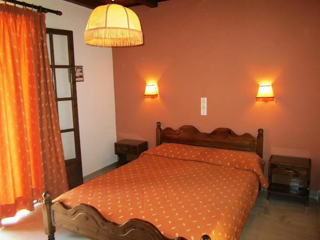 Complex Of 187 M² In Corfu