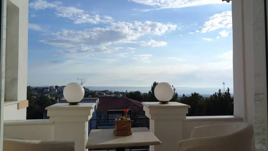 Villa Of 470 M² In The Suburbs Of Thessaloniki
