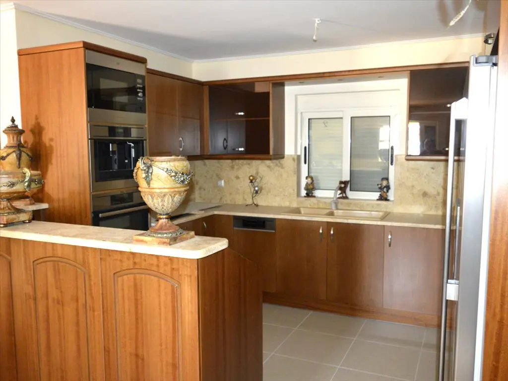 Detached House Of 213 M² In Athens