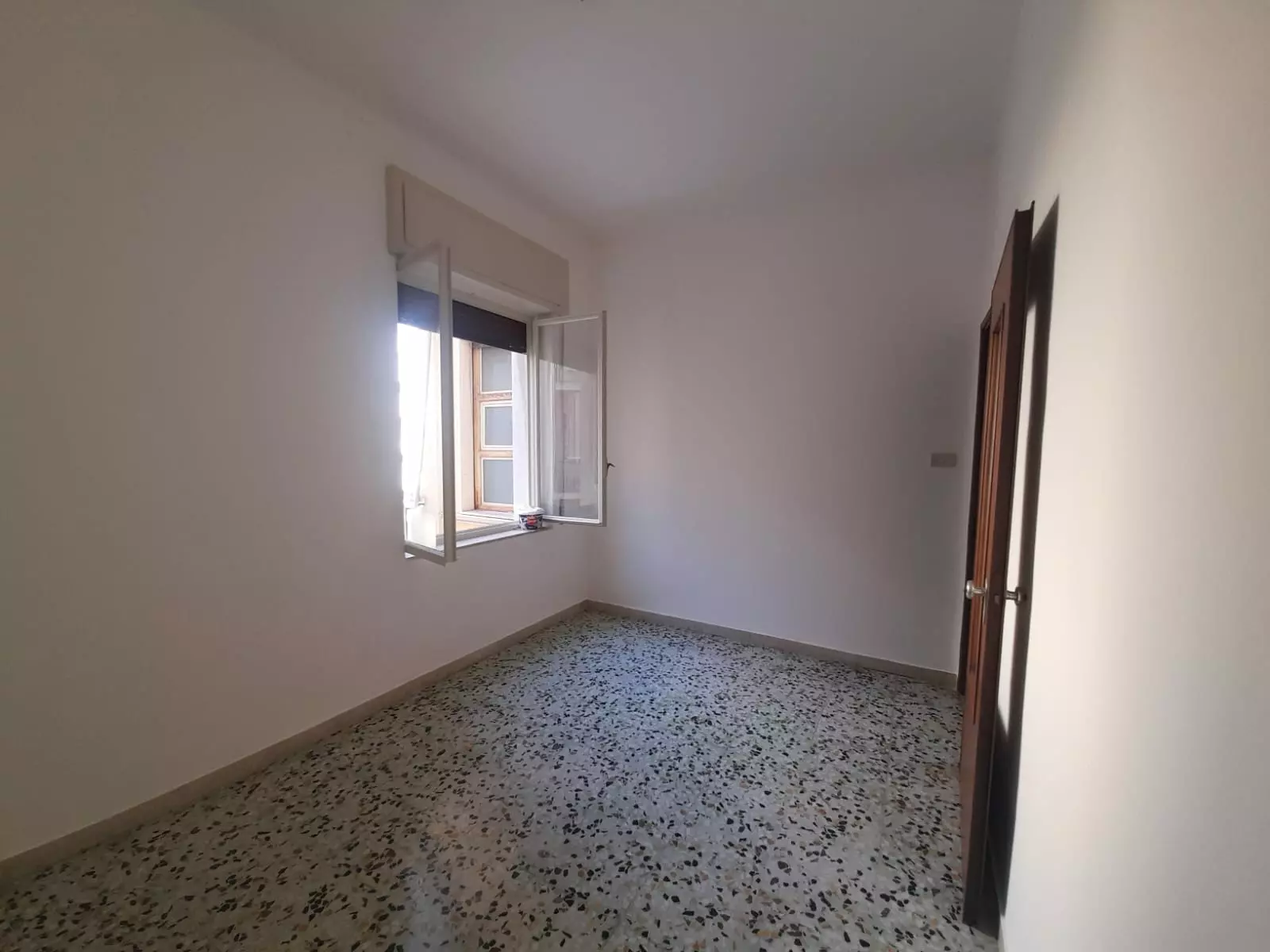 17 Apartment Of 100 M² With 3 Bedrooms, 2 Bathrooms In Sant Gervasi