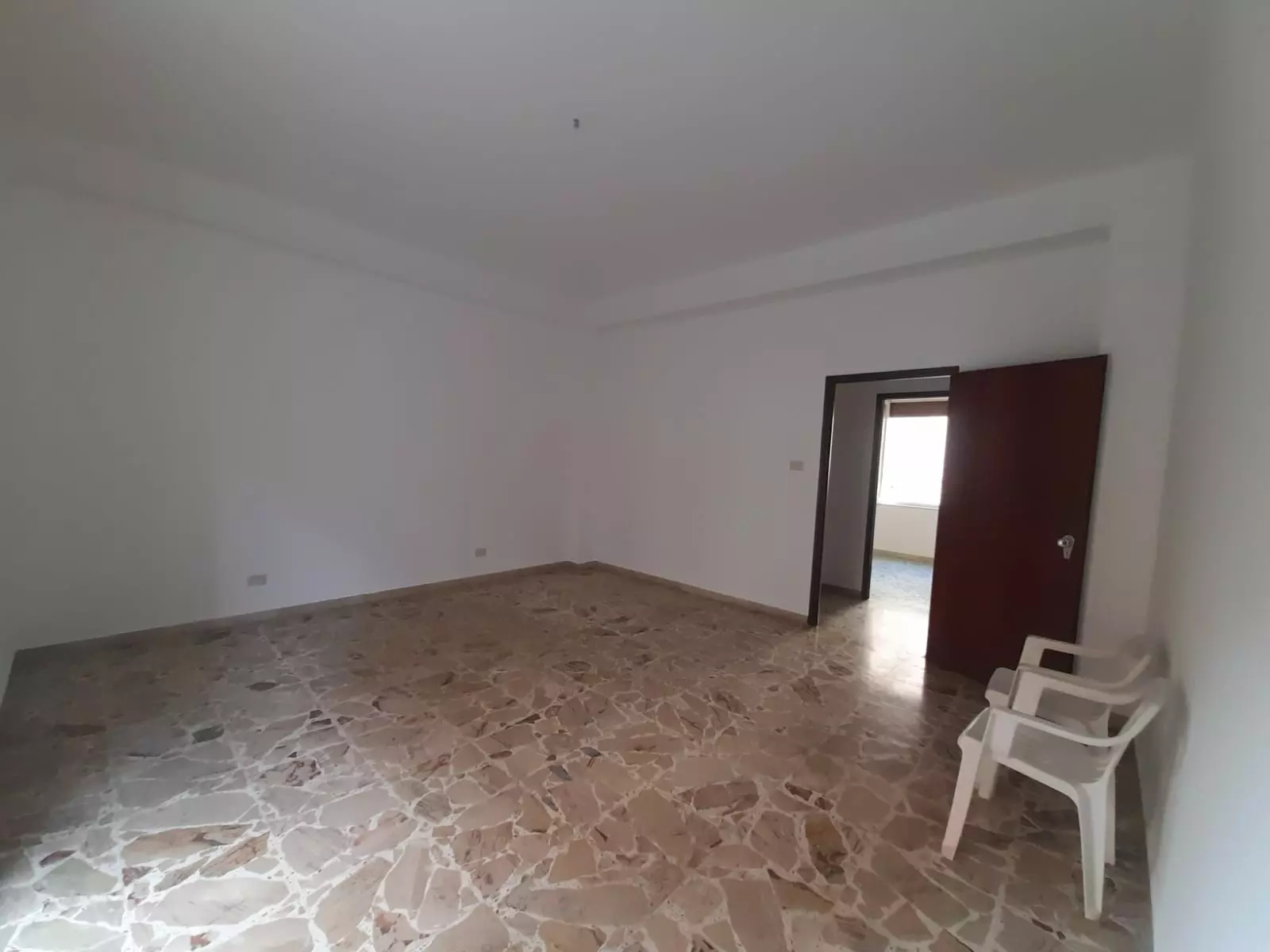 18 Apartment Of 100 M² With 3 Bedrooms, 2 Bathrooms In Sant Gervasi