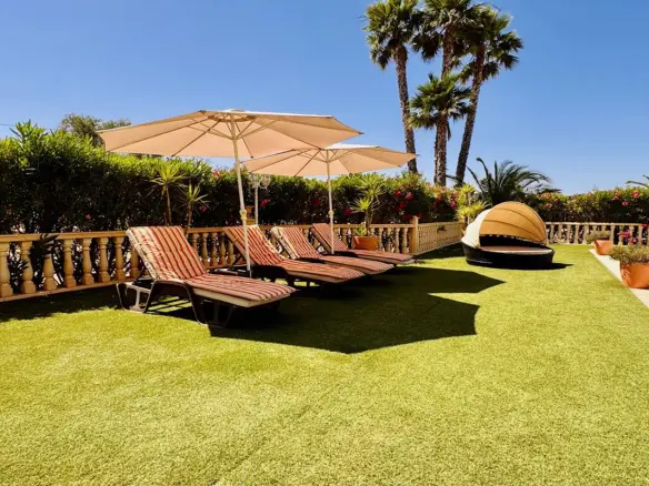 Villa Of 364 M² In Aspe, Spain