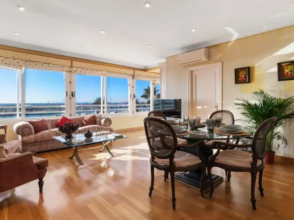 Apartment Of 128 M² In Torrevieja
