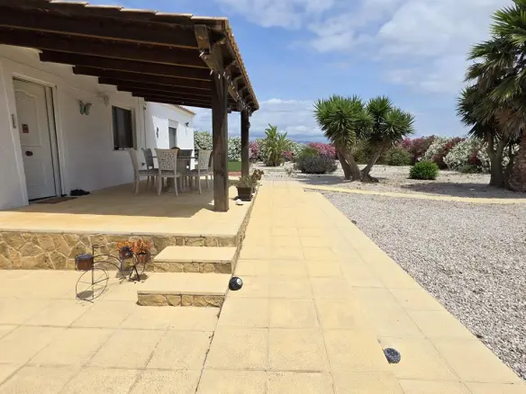 Country House Of 158 M² In Benejuzar, Spain
