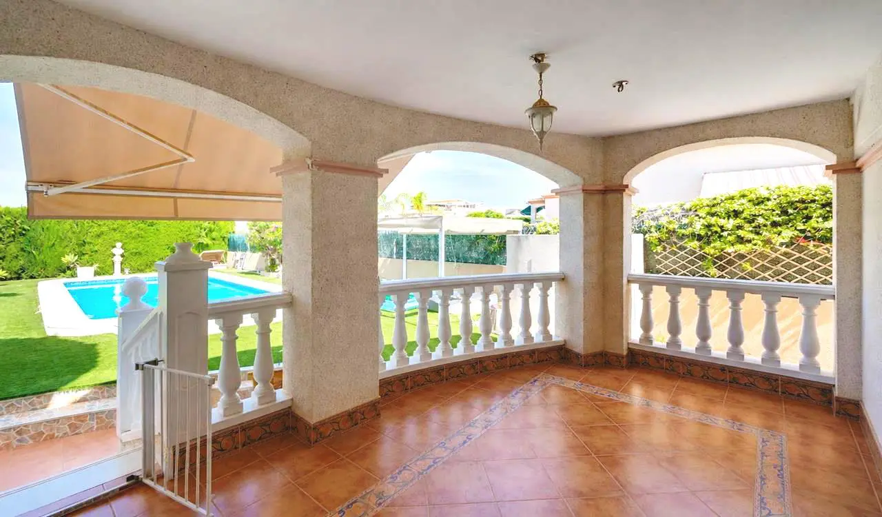 Vila 150 m² u La Marini, Španjolska
