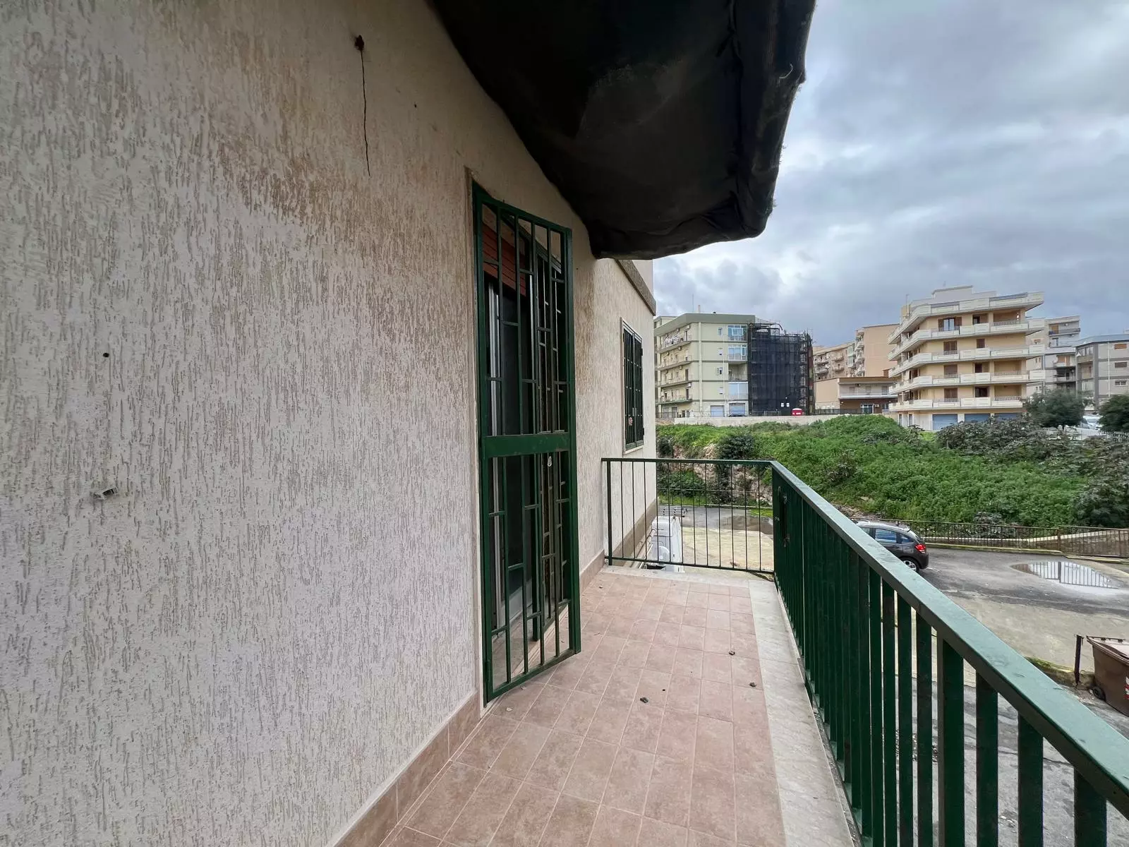 Apartment Of 120 M² With Balcony In Alcibiade 009
