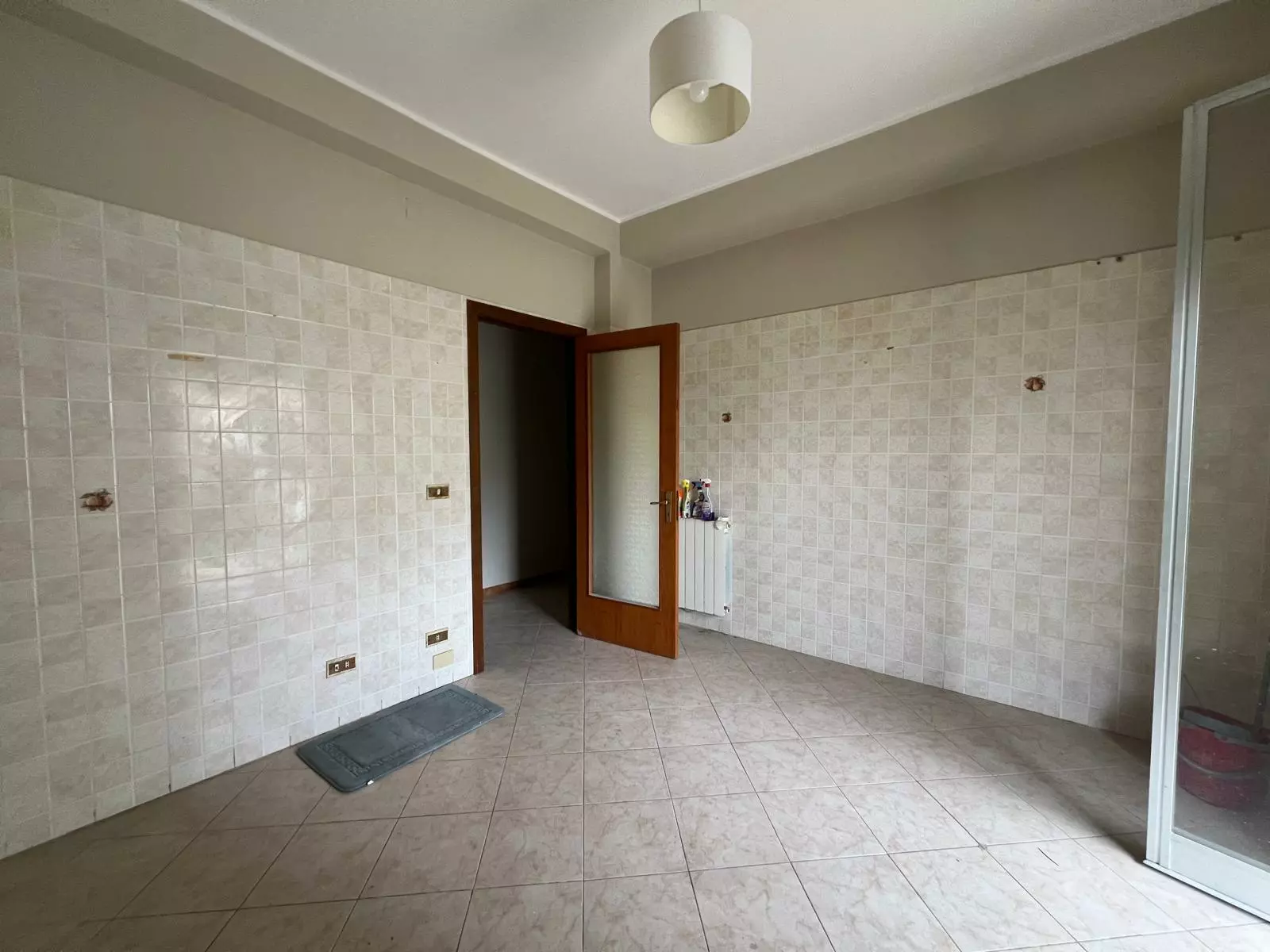 Apartment Of 120 M² With Balcony In Alcibiade 009