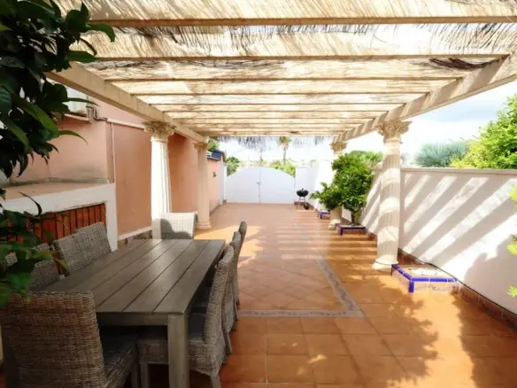 Town House Of 139 M² In Ciudad Quesada, Spain