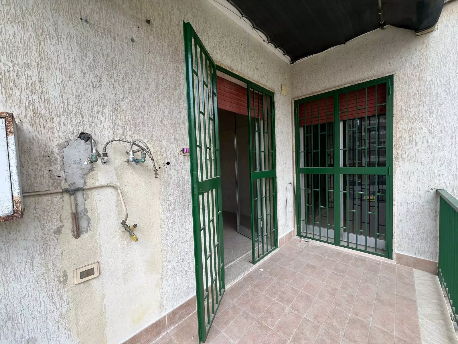 Apartment Of 120 M² With Balcony In Alcibiade 009
