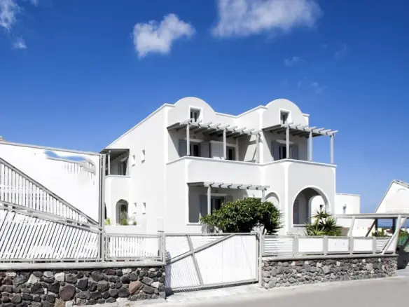 Hotel In Santorini, Greece (461 M²)