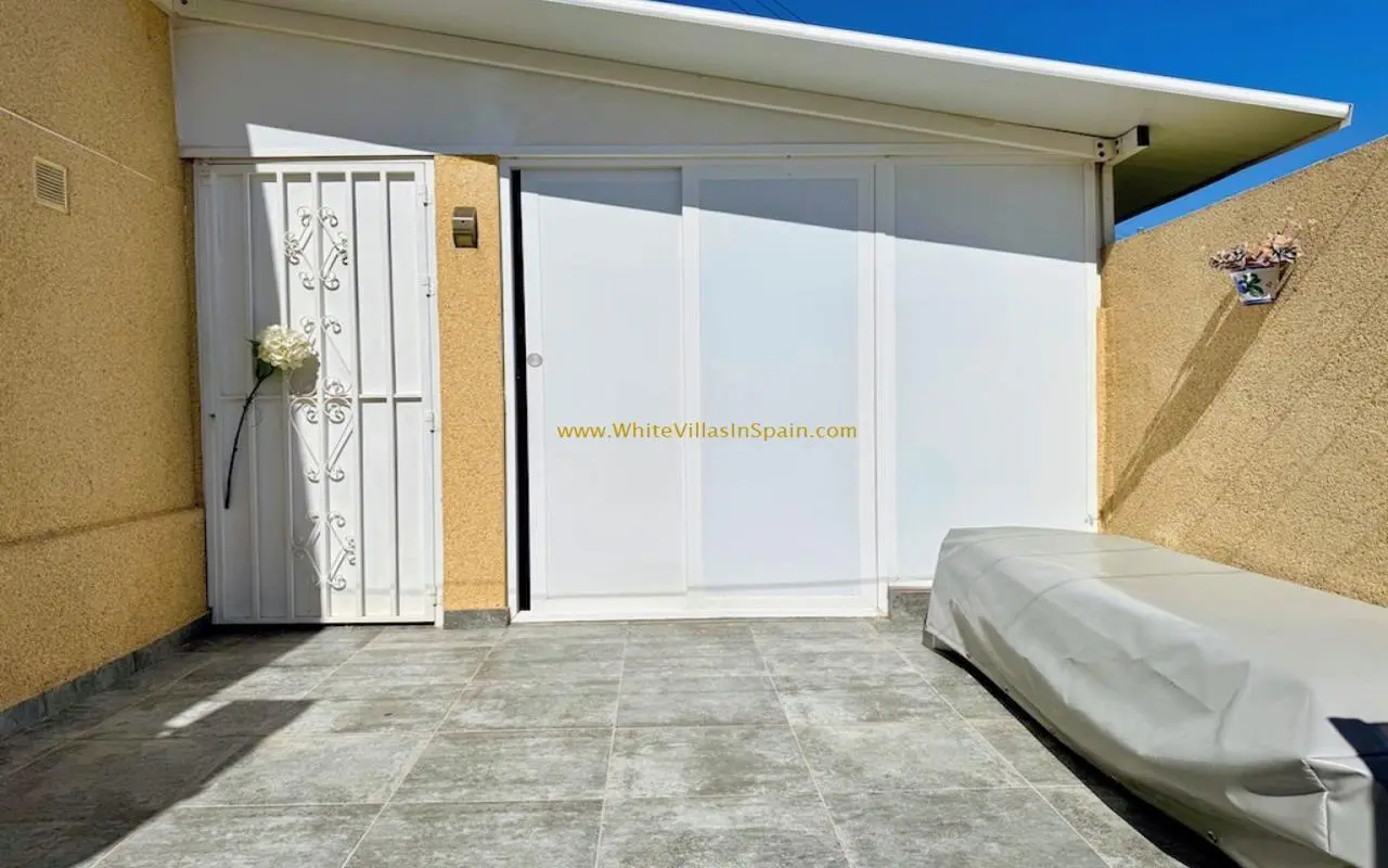 Bungalow Of 55 M² In Torrevieja, Spain