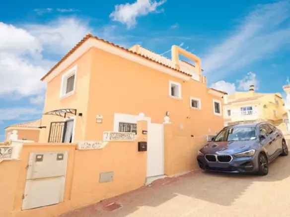 Villa Of 167 M² In Villamartin, Spain