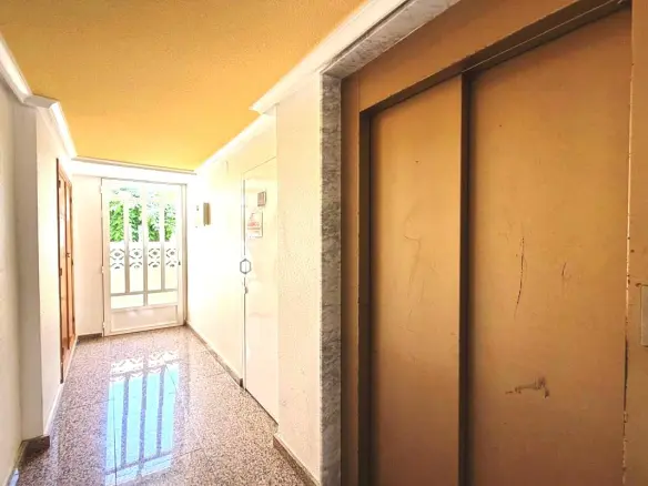 Apartment Of 54 M² In Torrevieja, Spain