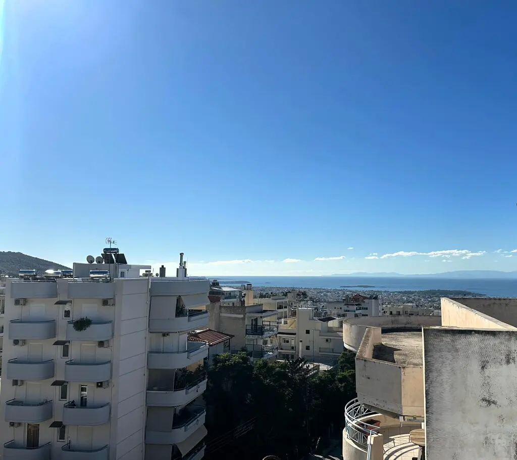 Apartment Of 145 M² In Athens