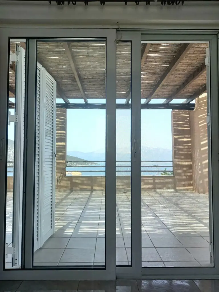 5-bedroom Detached House In Anthidonos, Greece (220 M²)