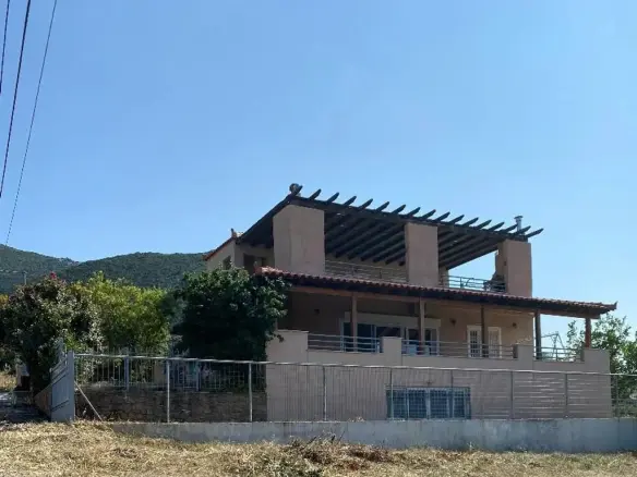 5-bedroom Detached House In Anthidonos, Greece (220 M²)