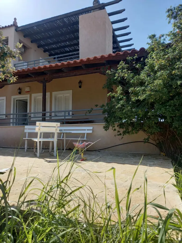 5-bedroom Detached House In Anthidonos, Greece (220 M²)