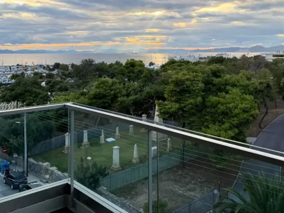 Flat Of 106 M² In Athens