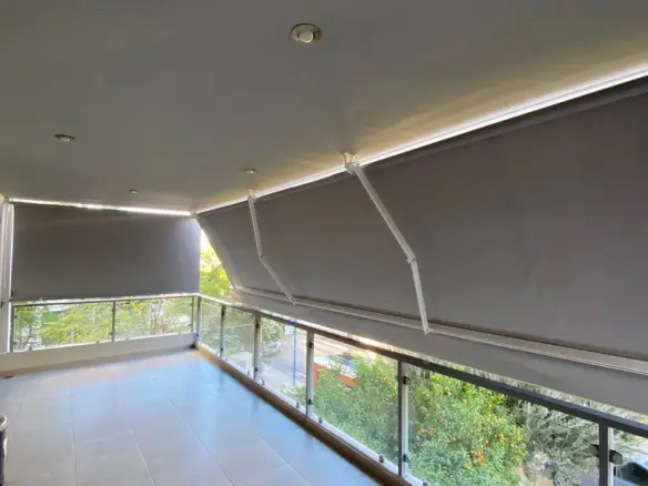 3-bedroom Flat In Voula, Greece (115 M²)