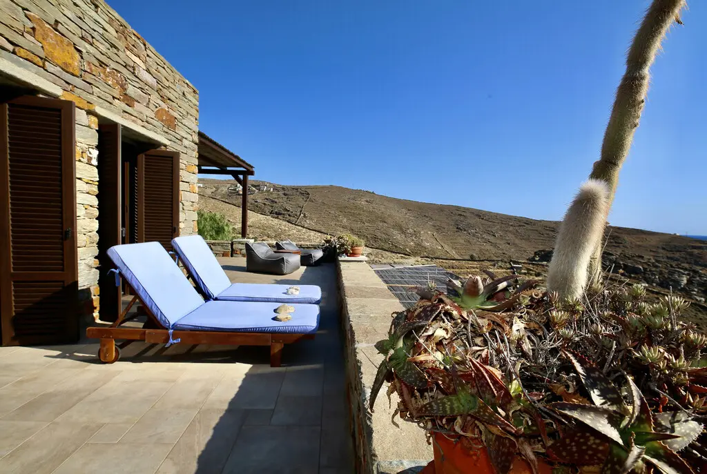 Villa Of 335 M² In Cyclades