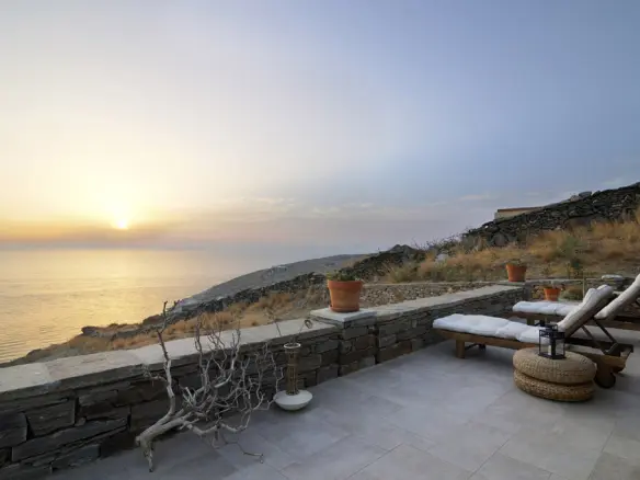 5-bedroom Villa In Kea, Greece (335 M²)
