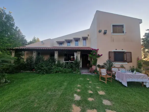 Detached House Of 170 M² In Peloponnese