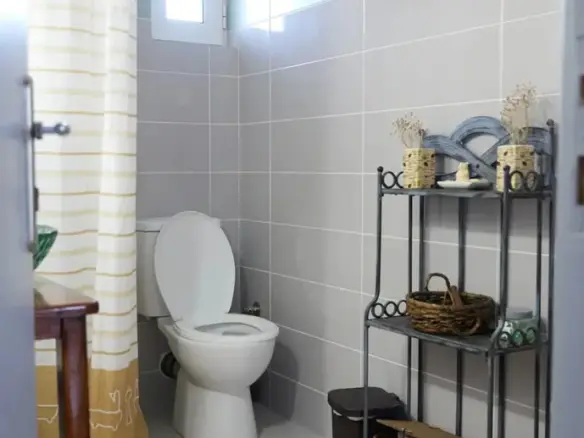 6-bedroom Detached House In Pirgos, Greece (150 M²)