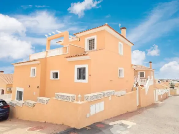 Villa Of 167 M² In Villamartin, Spain