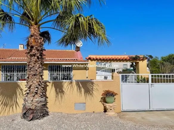 Bungalow Of 55 M² In Torrevieja, Spain