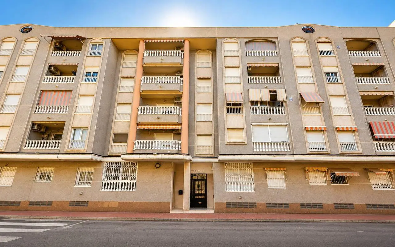 Apartman od 65 m² u Torrevieji, Španjolska