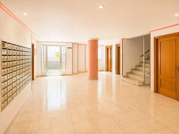 Apartment Of 65 M² In Torrevieja, Spain