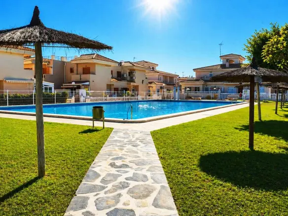 Apartment Of 65 M² In Playa Flamenca, Spain