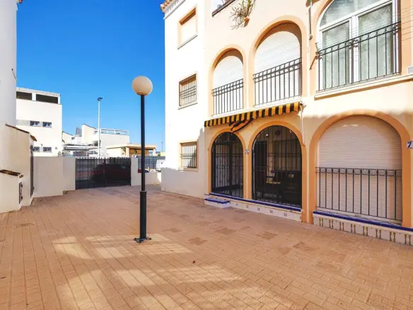 Apartment Of 60 M² In Torrevieja